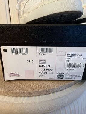 CHANEL White Low-Top Sneakers